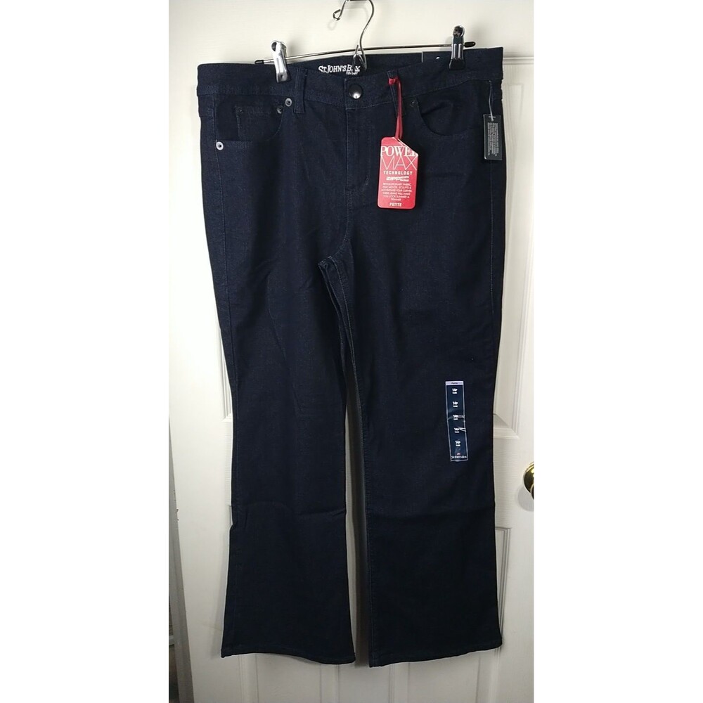 St. Johns Bay Woman 14P Flare Leg Denim Jeans 5 Pocket Casual Slightly Relaxed
